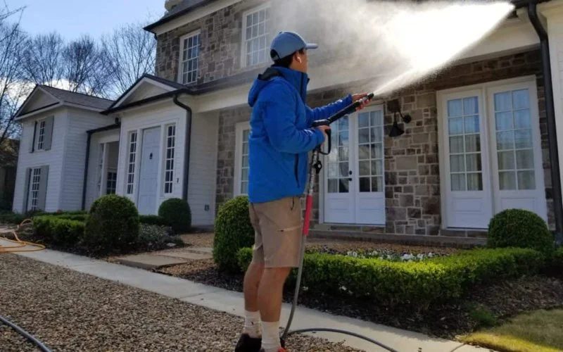 Residential Pressure washing in Detroit
